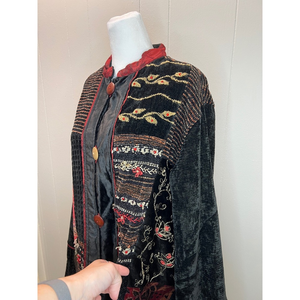 Flashback Velvet Patchwork Jacket Embroidered But… - image 9